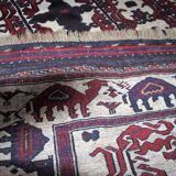Ancien tapis d'orient. 280 x 178 cm.