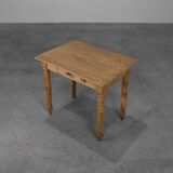 Table d'appoint en hêtre provençal rustique, France, vers 1850