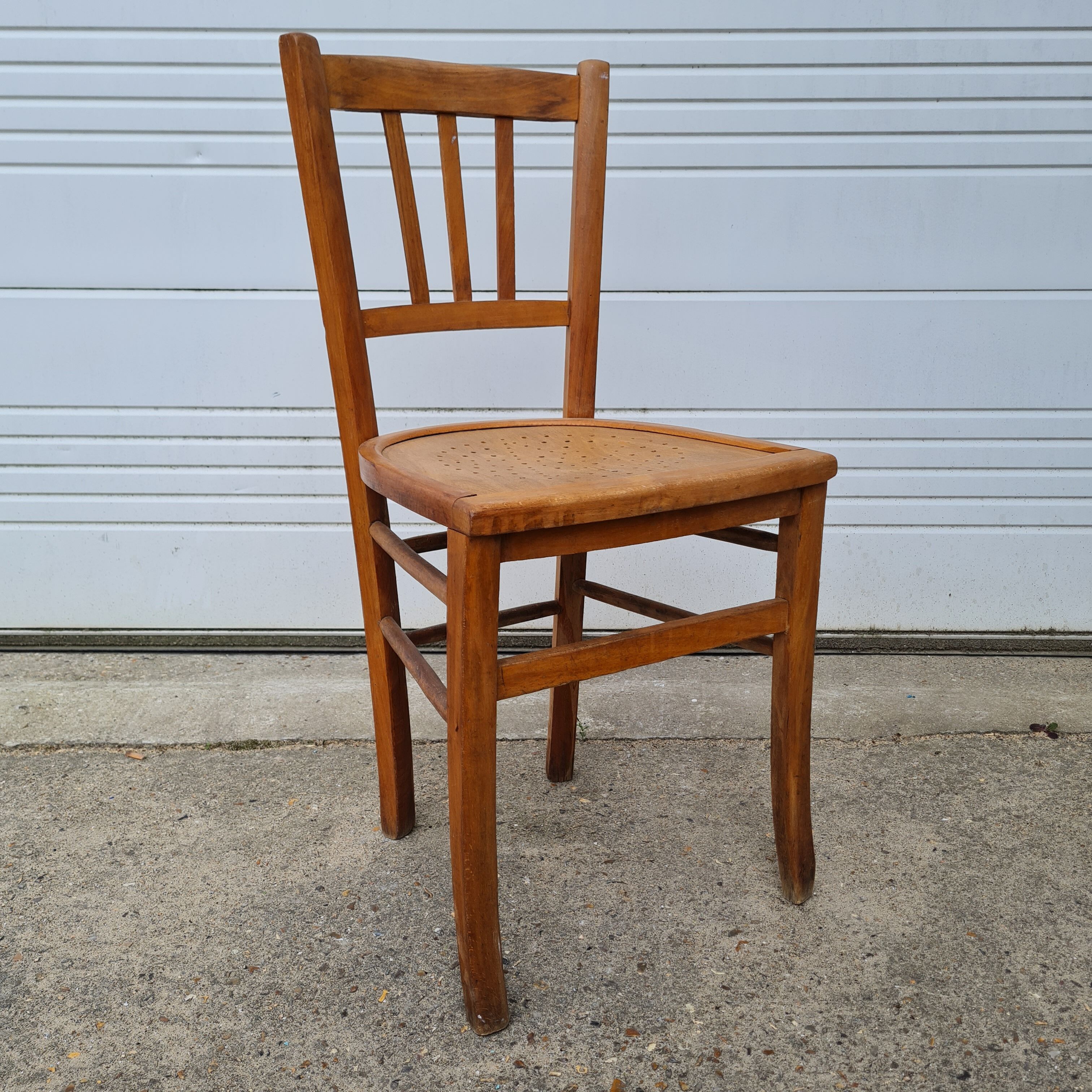 Bistro chair