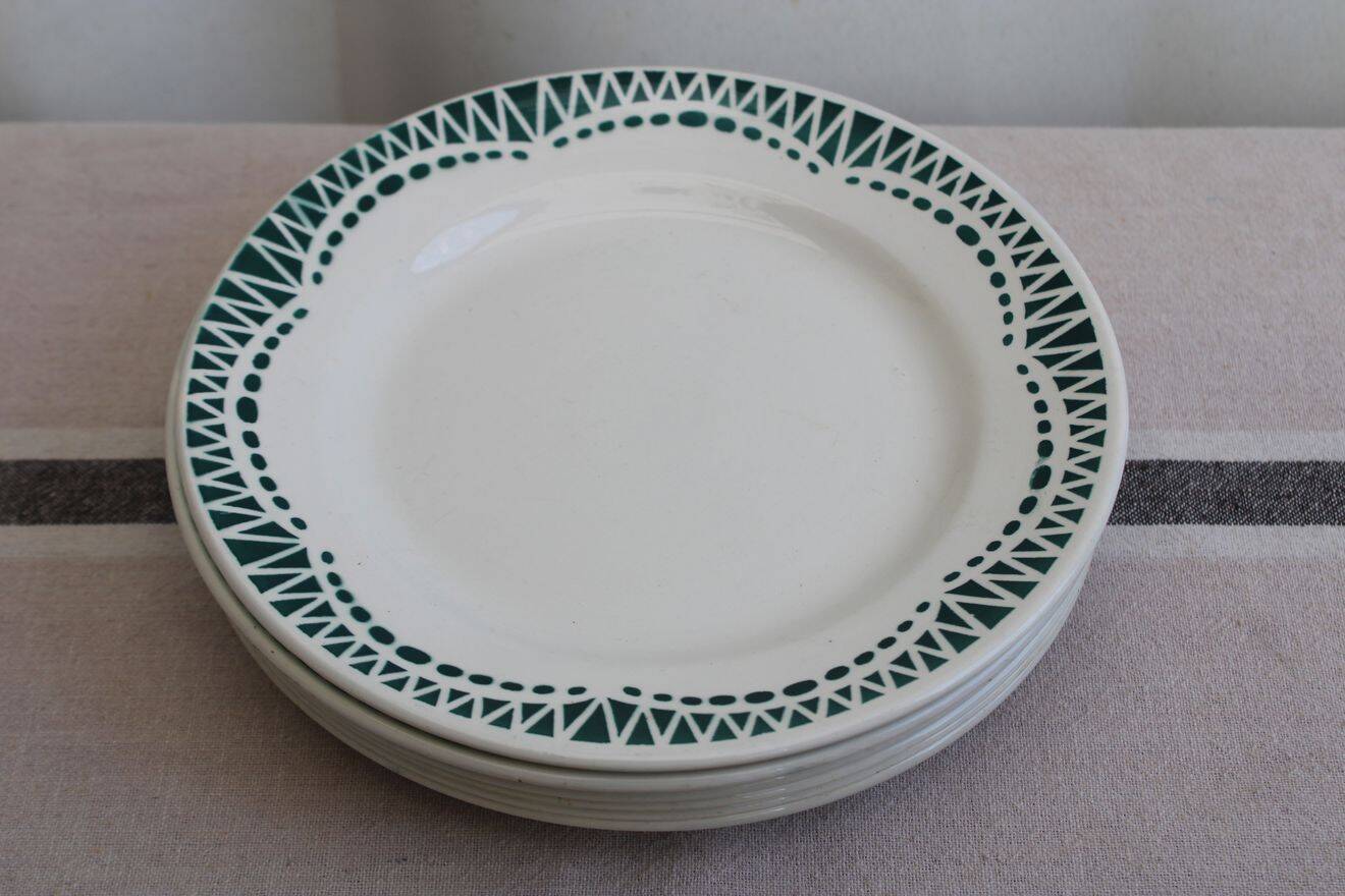 6 assiettes à dessert en céramique