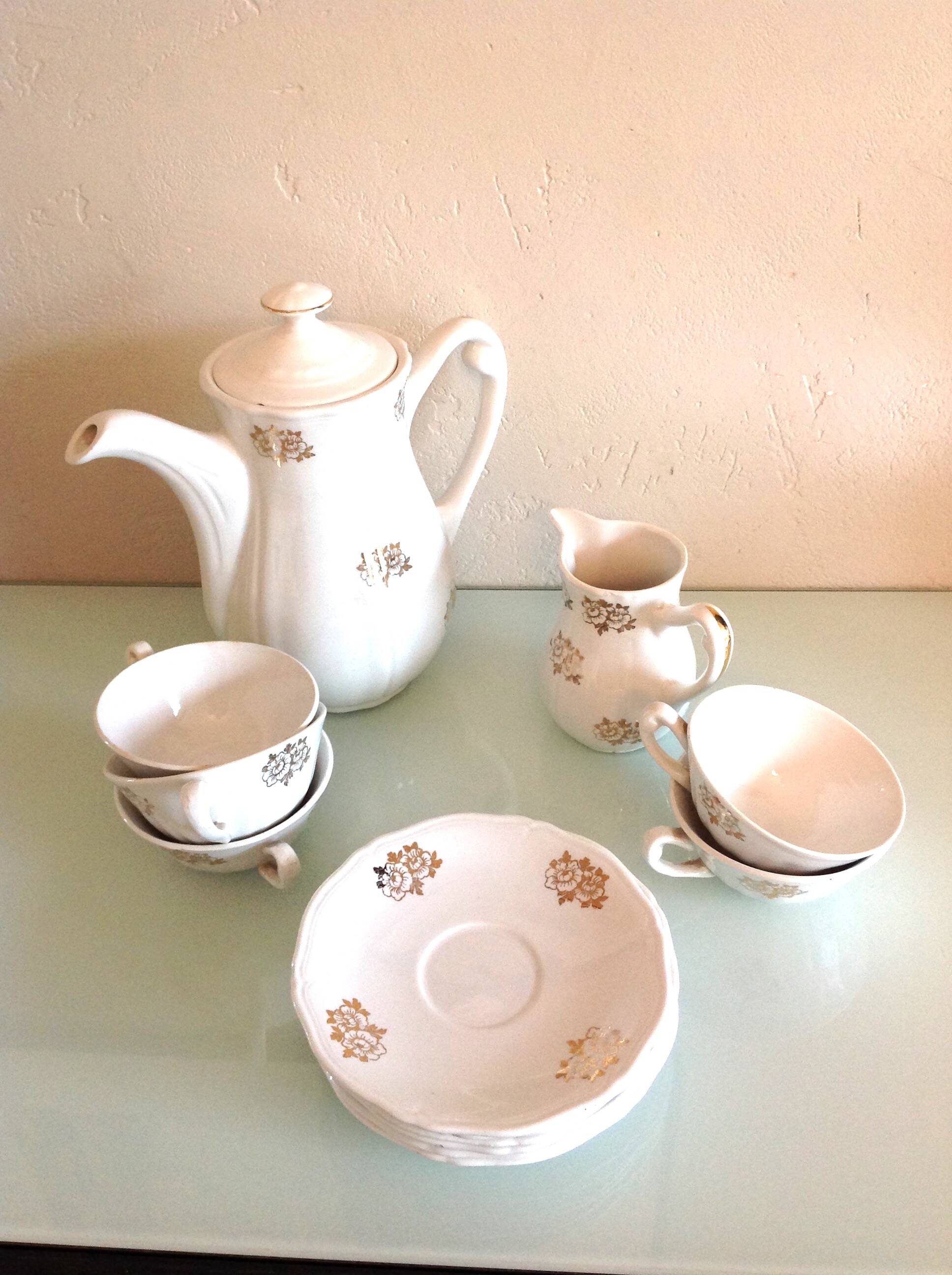 White porcelain coffee service with golden flowers / vintage 50s-60s