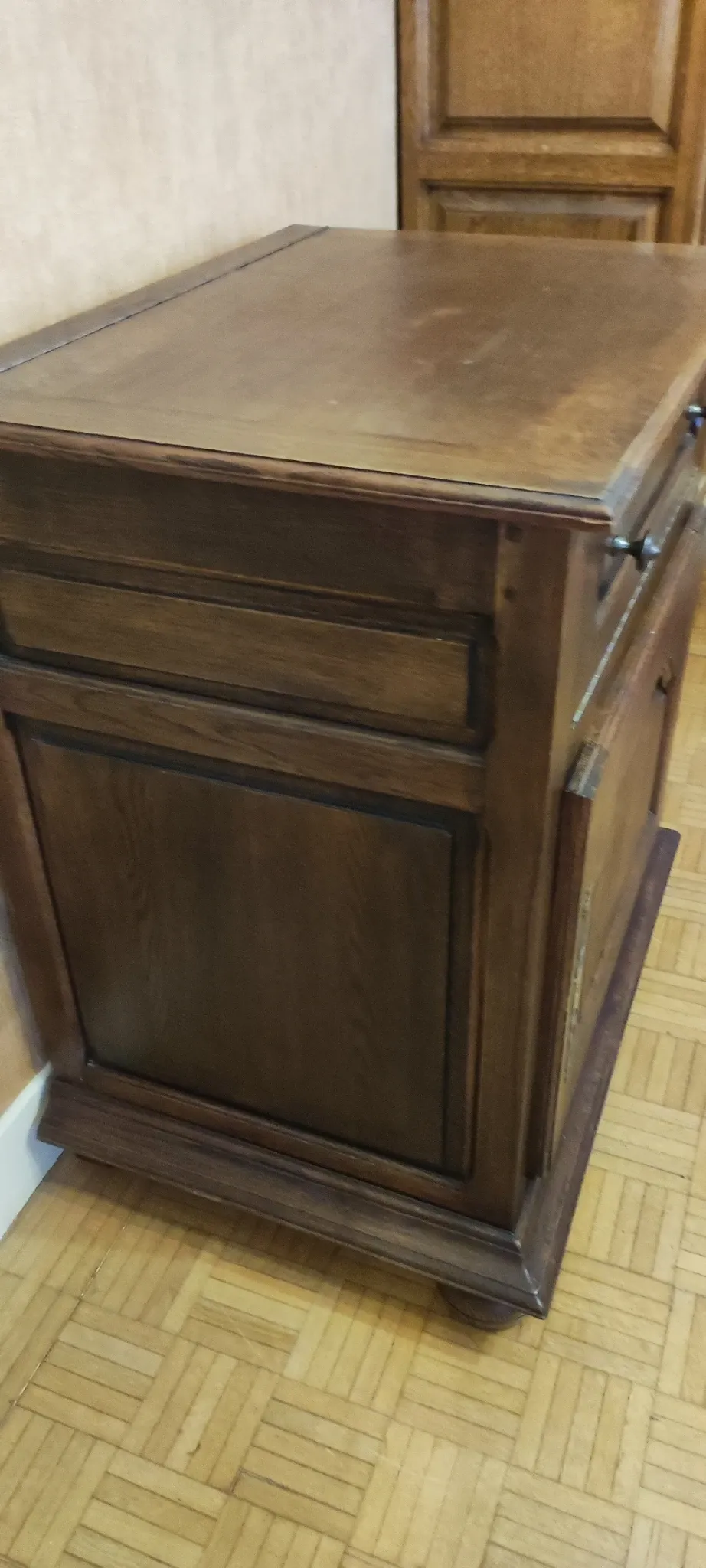 Solid oak furniture for hi-fi system, or other.
