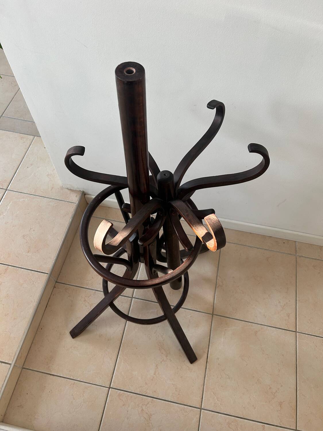 Baumann style 1960 swivel parrot coat rack in bent wood