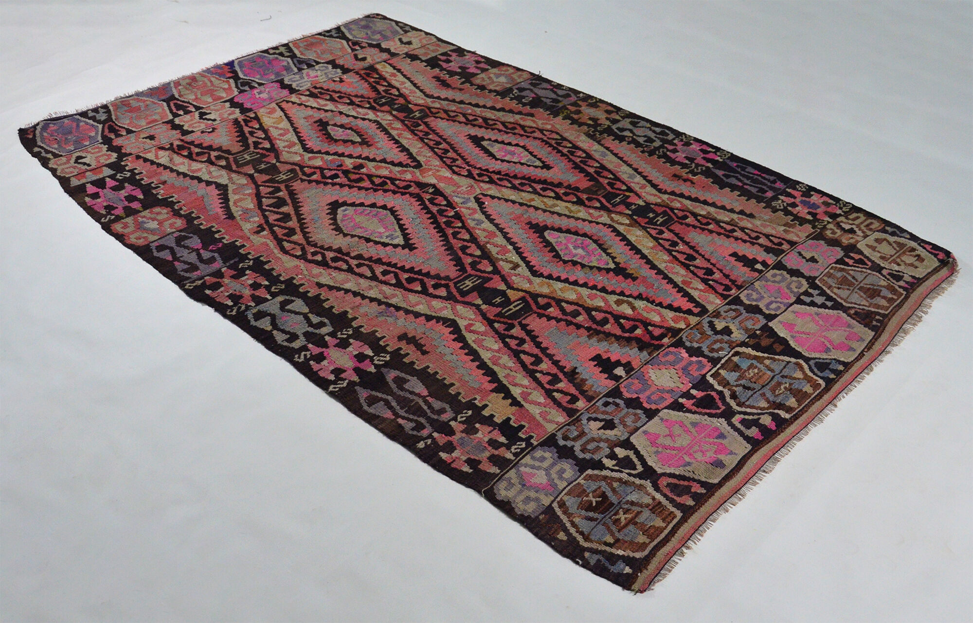 Anatolian handmade kilim rug 270 cm x 173 cm