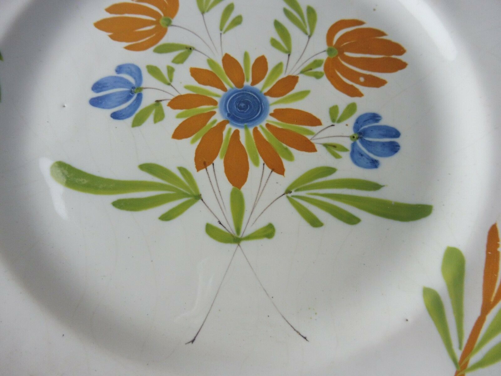 Old plate decoration flowers, ceramic from Auvillar, 18-19th