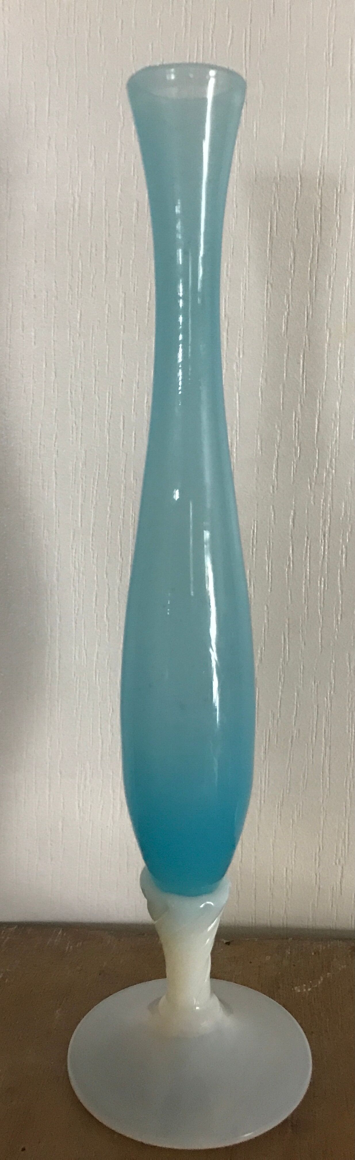 Vase soliflore in opaline turquoise blue color and white foot 24 cm