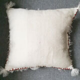 Berber cushion red and white