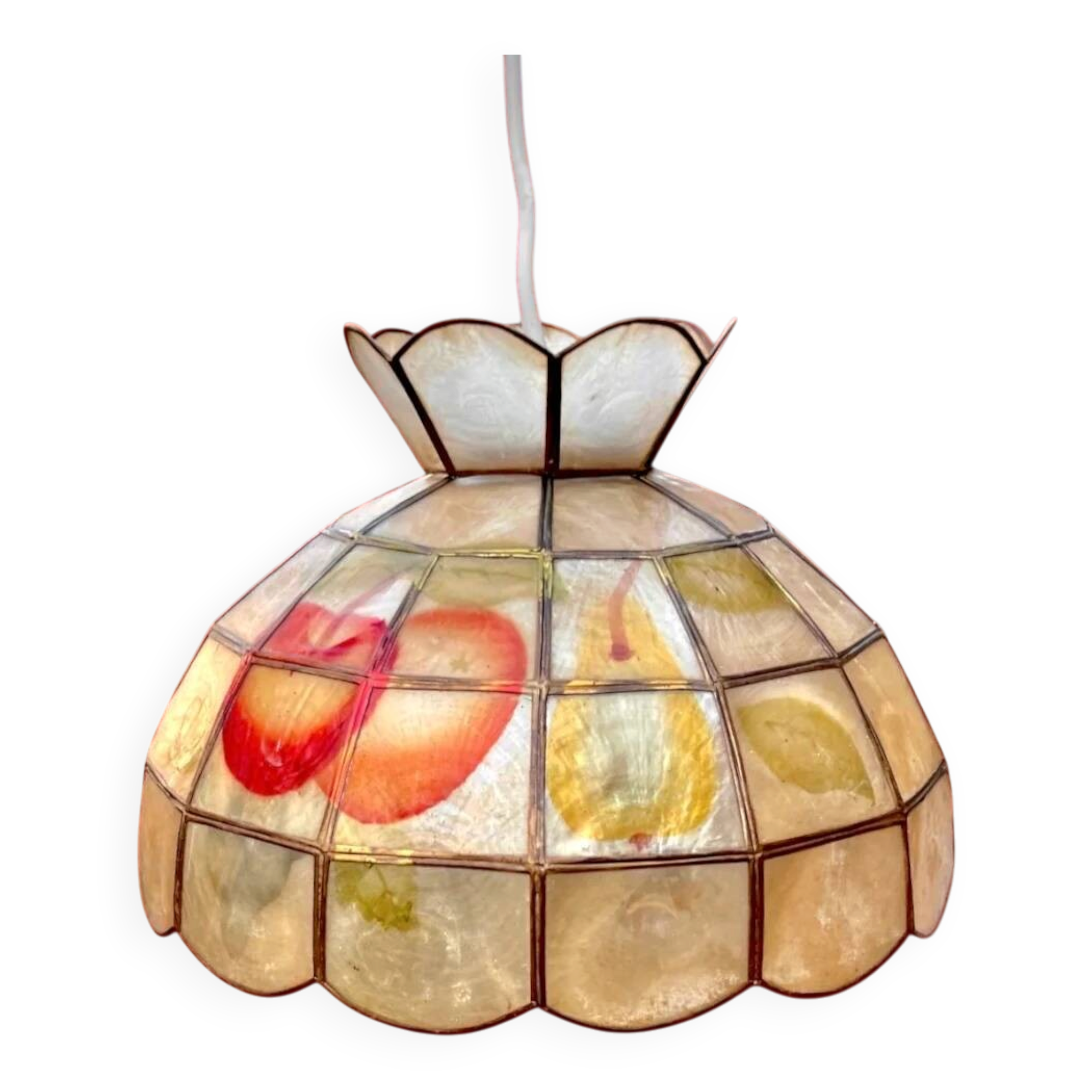 Vintage suspension in mother-of-pearl and brass with fruit decoration – retro light fitting from the 70s.