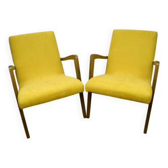 Fauteuils en hêtre type 300-138 de l'usine de meubles Bystrzyckie, années 1960, lot de 2