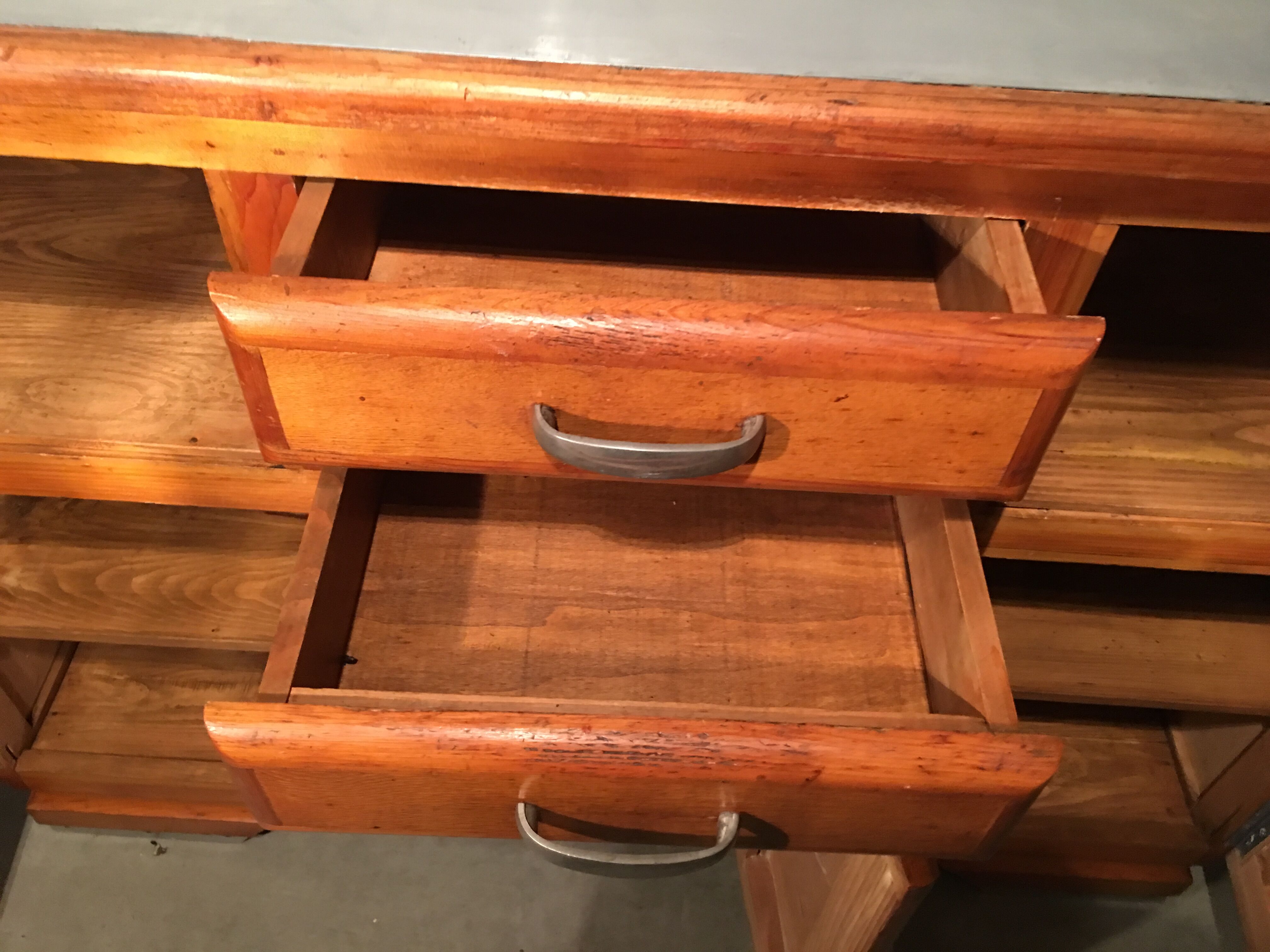 Buffet mado zinc 50 years