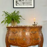 commode de style Louis XV