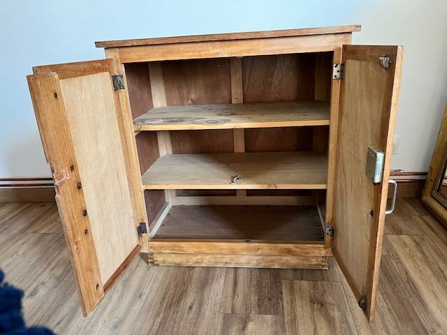 Parisian sideboard with 2 doors