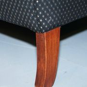 Canapé tapissé avec structure bois dur clair, style Art Déco
