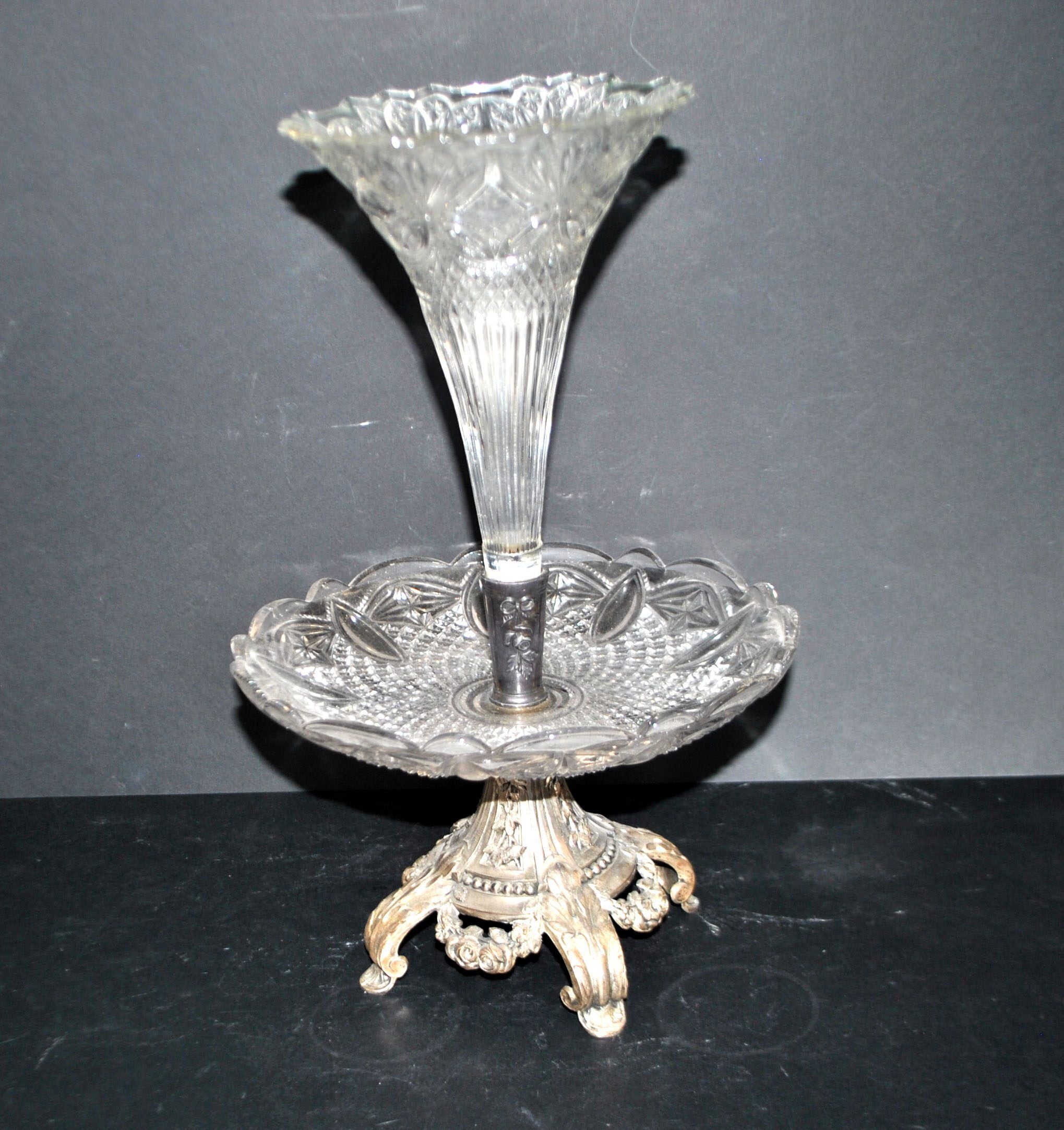 Romantic centrepiece – tulip-shaped glass vase with silver-plated metal from 1900