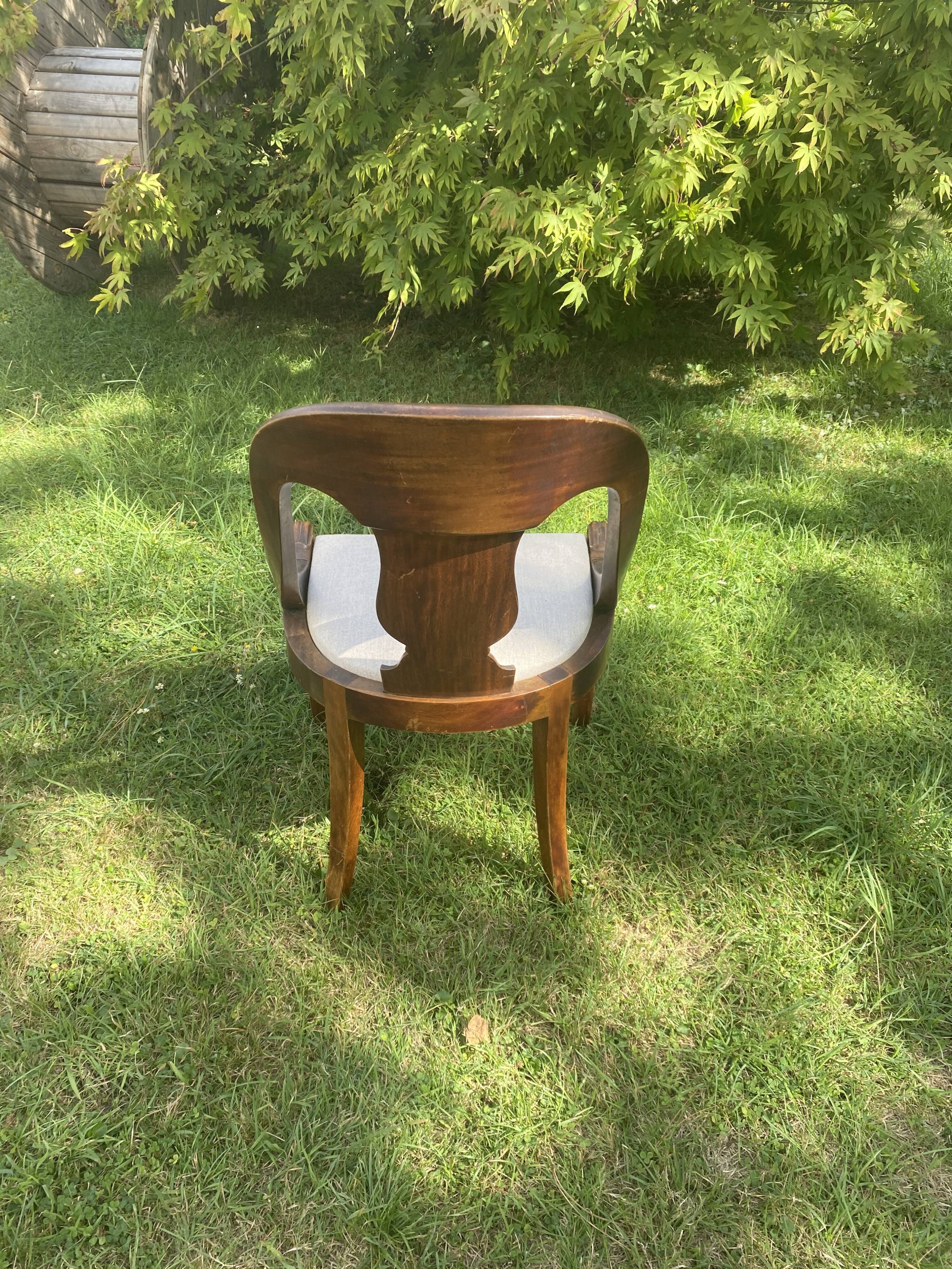 Gondola chair catering