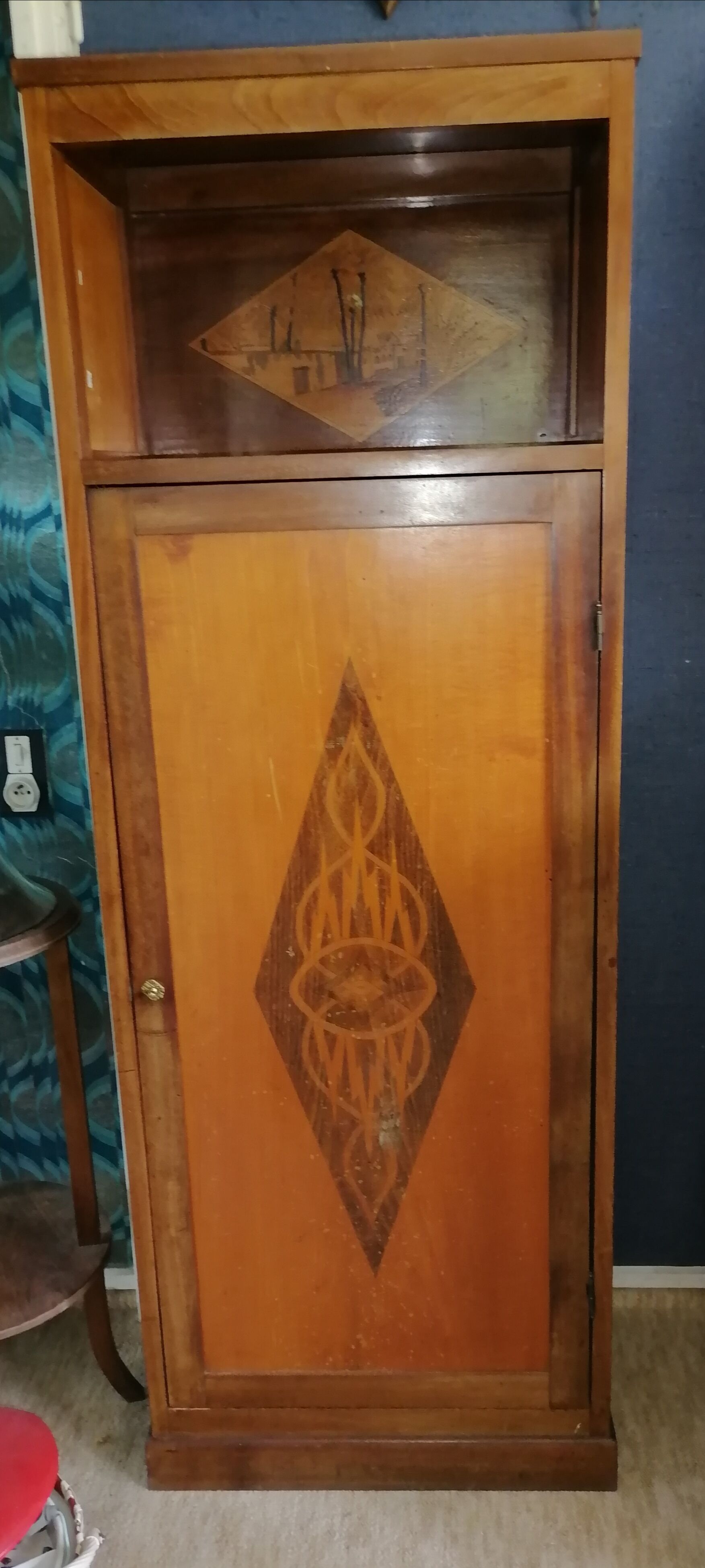 Furniture column art nouveau