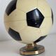 Porte-cigarettes vintage 1960 ballon football distributeur boîte - 16 cm