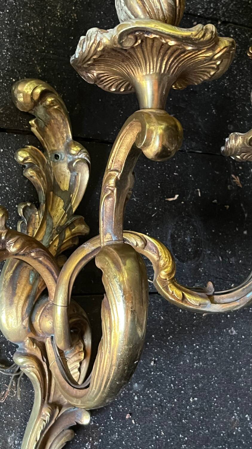 Vintage golden bronze 3-light wall light