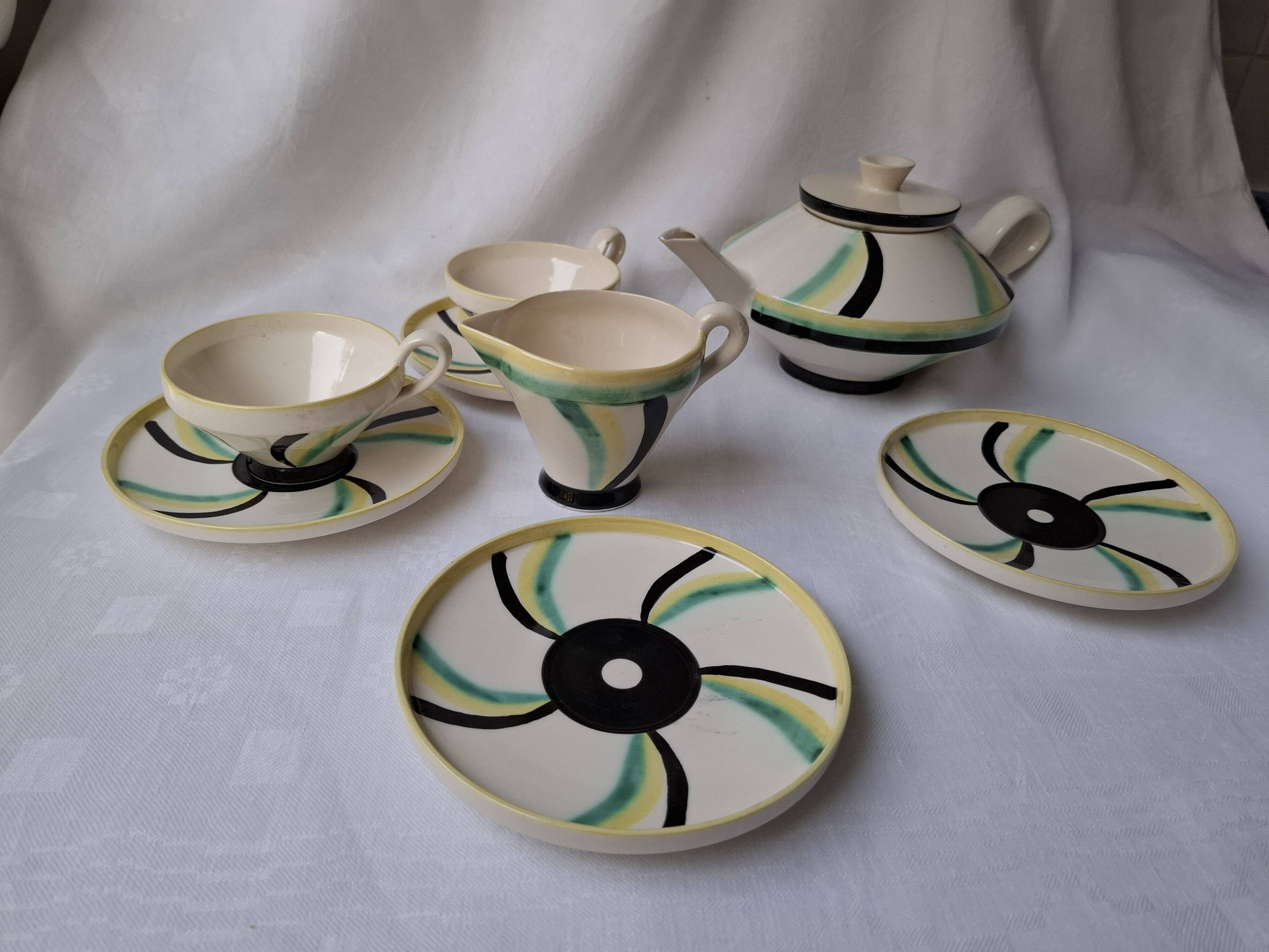 Avant-garde service Bauhaus workshops Haël Margarete Heymann-Loebenstein