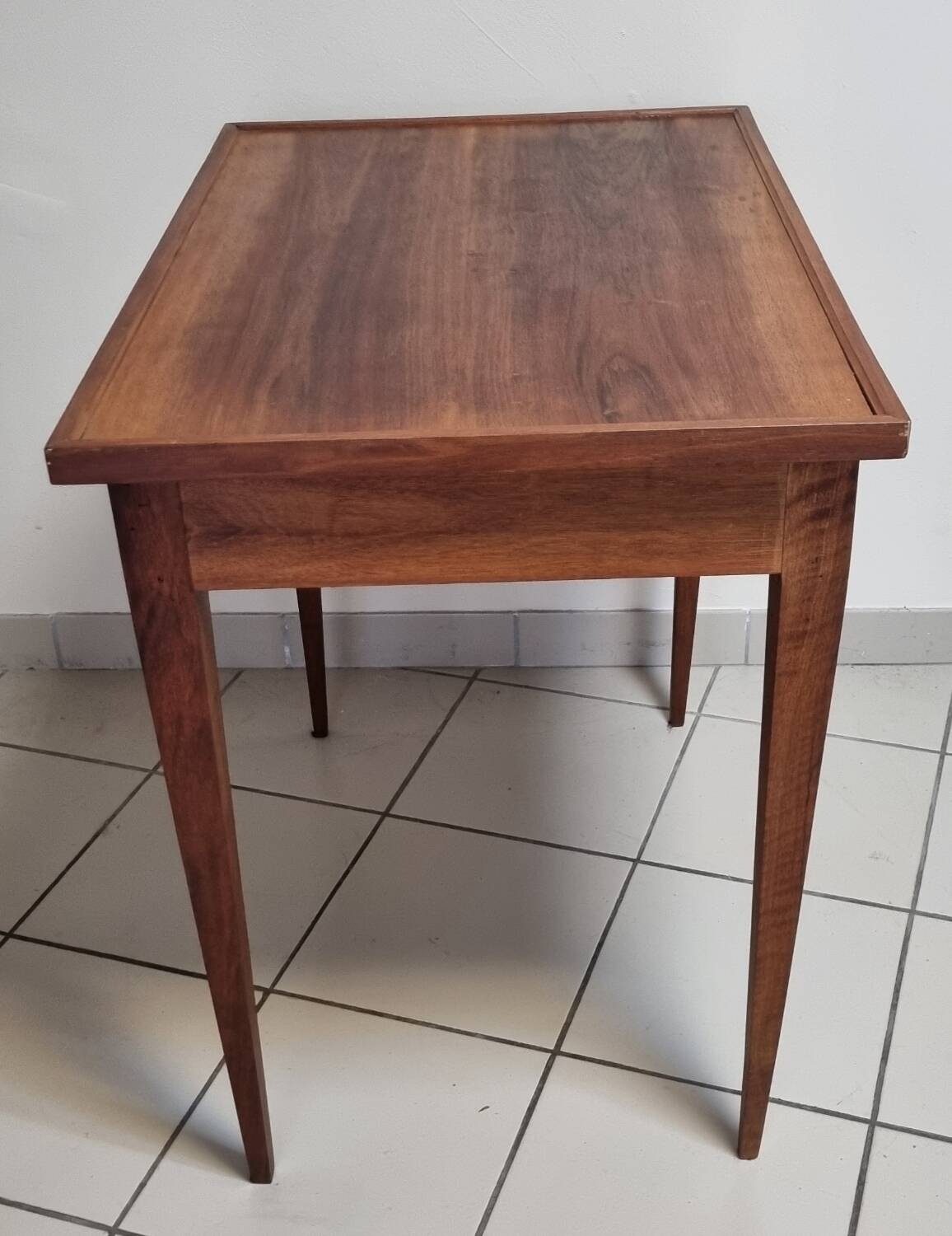 Petite table en acajou