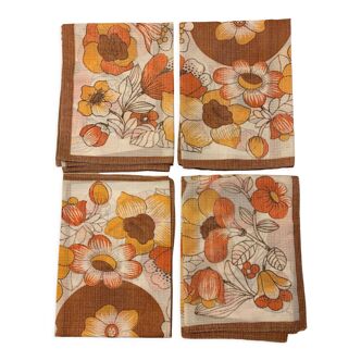 Lot 4 vintage towels