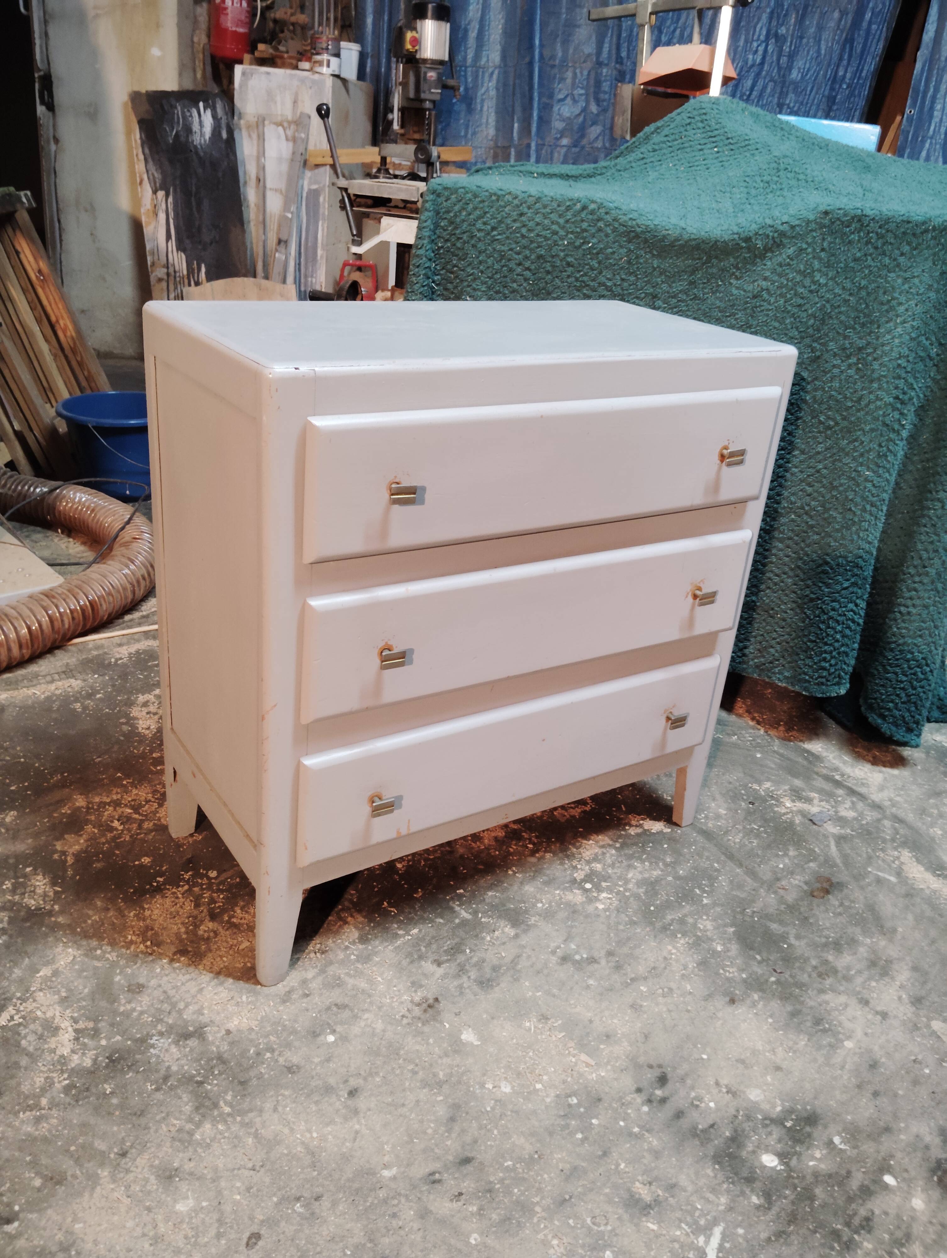 Petite commode vintage