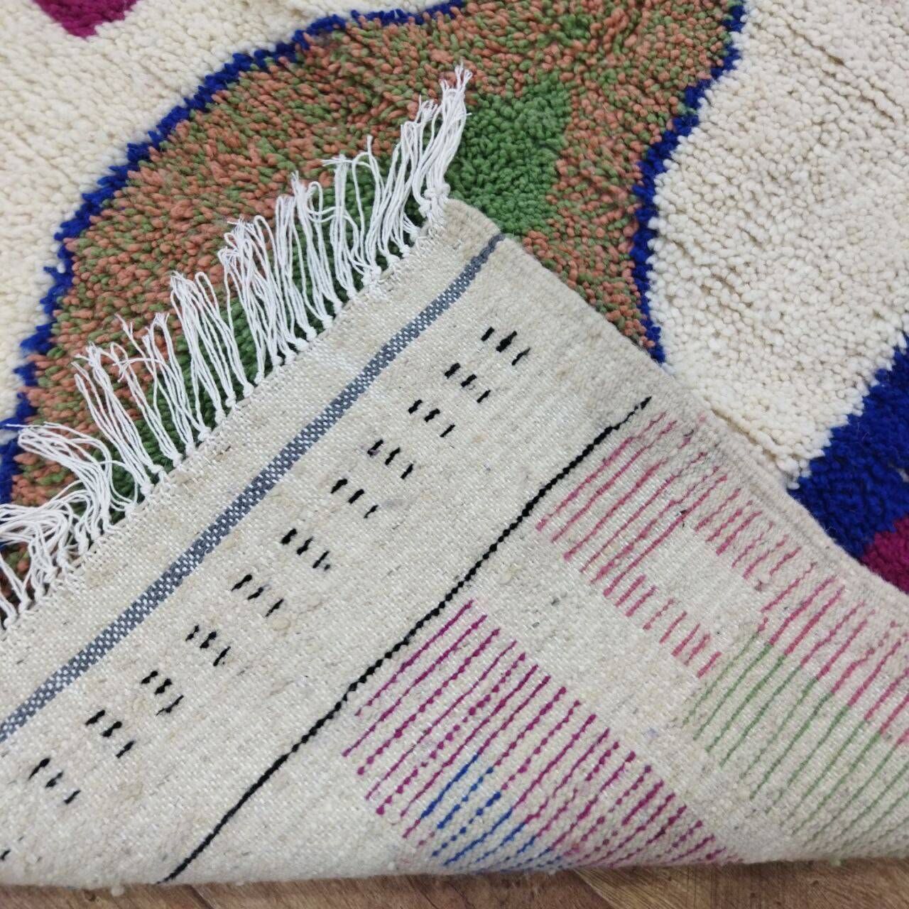 Azilal Berber rug in handmade wool 230 X 125 CM