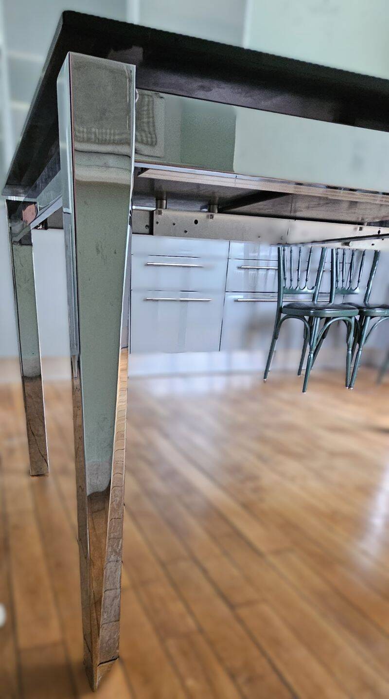 Italian Design Extendable Table in Black Glass and Chrome Legs 1980