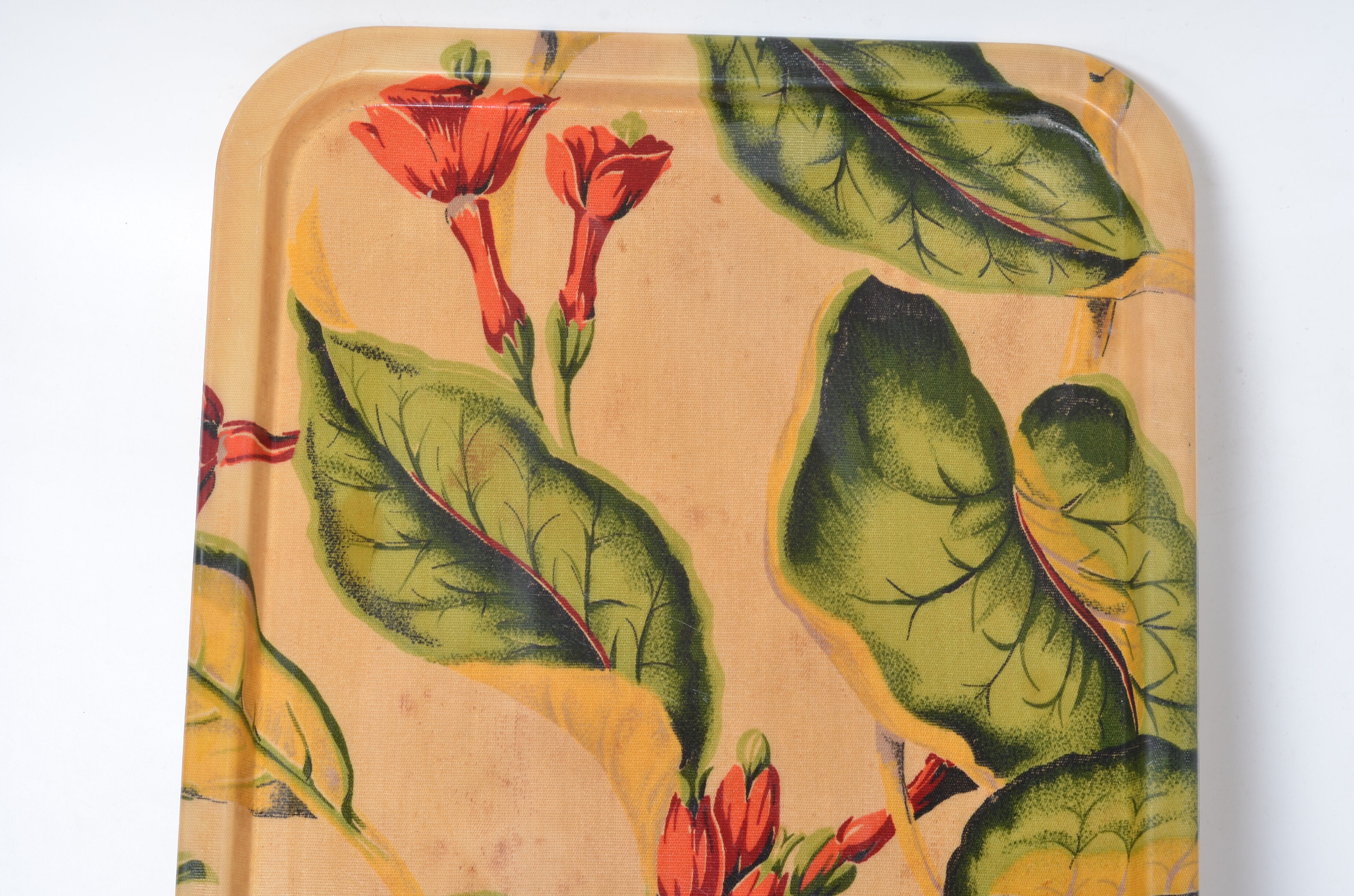 Fiberglass tray with flower decor