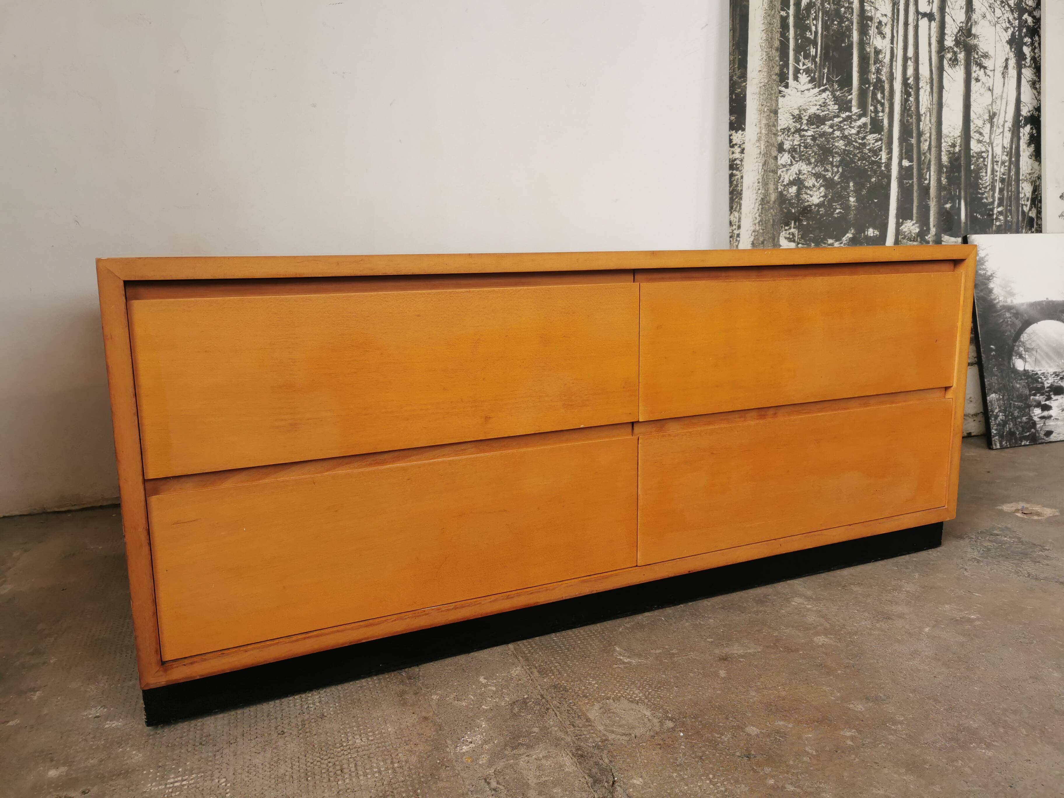Wk Mobel low chest of drawers