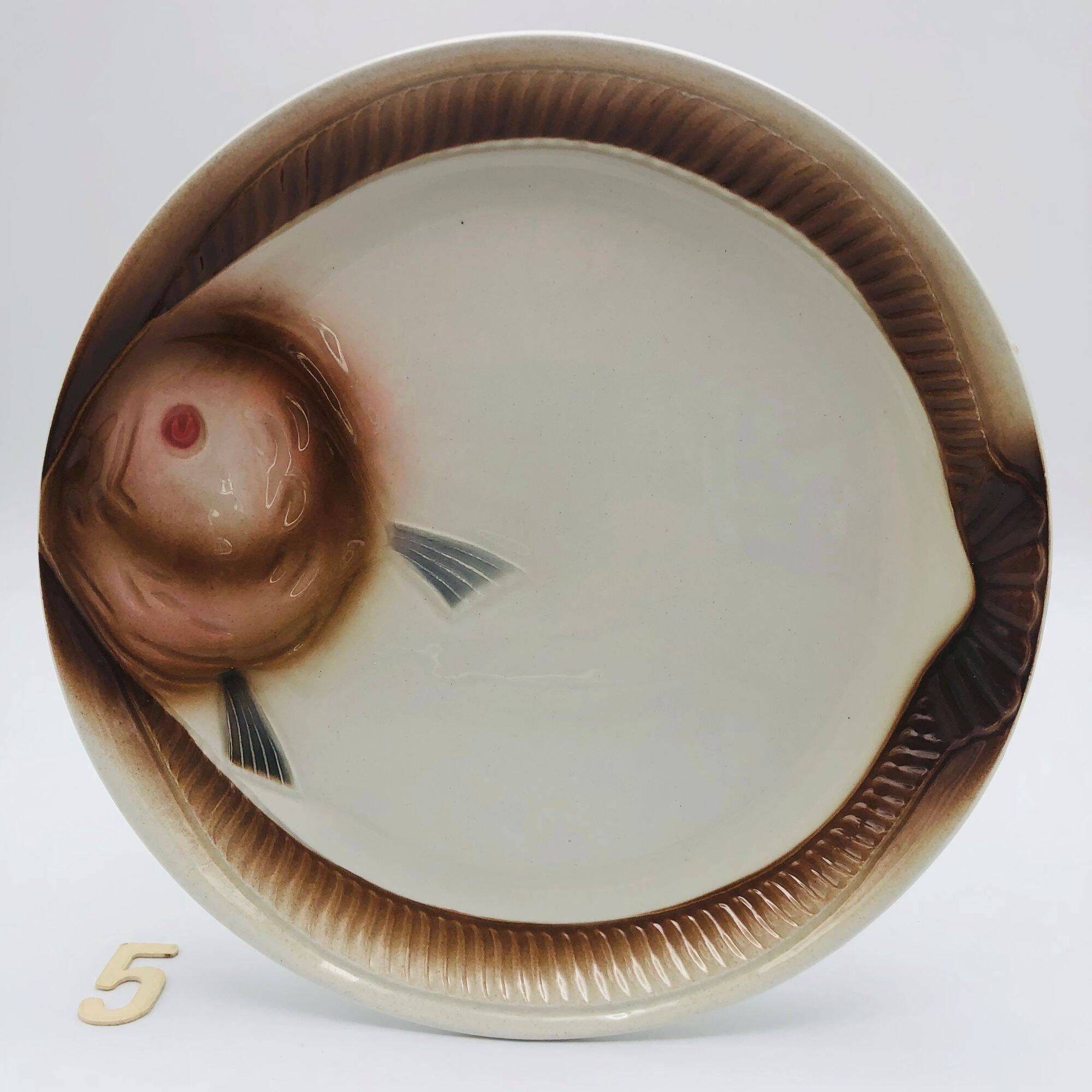 6 Fish plates, Orchies earthenware Moulin des Loups.