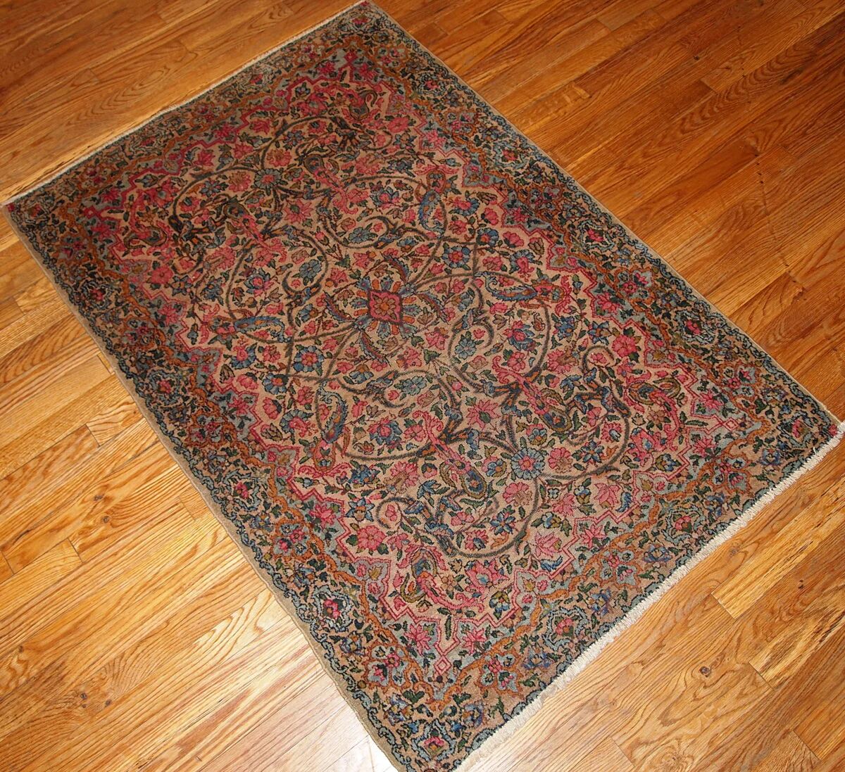 Handmade antique Persian Kerman rug 97cm x 149cm 1920s - 1B158