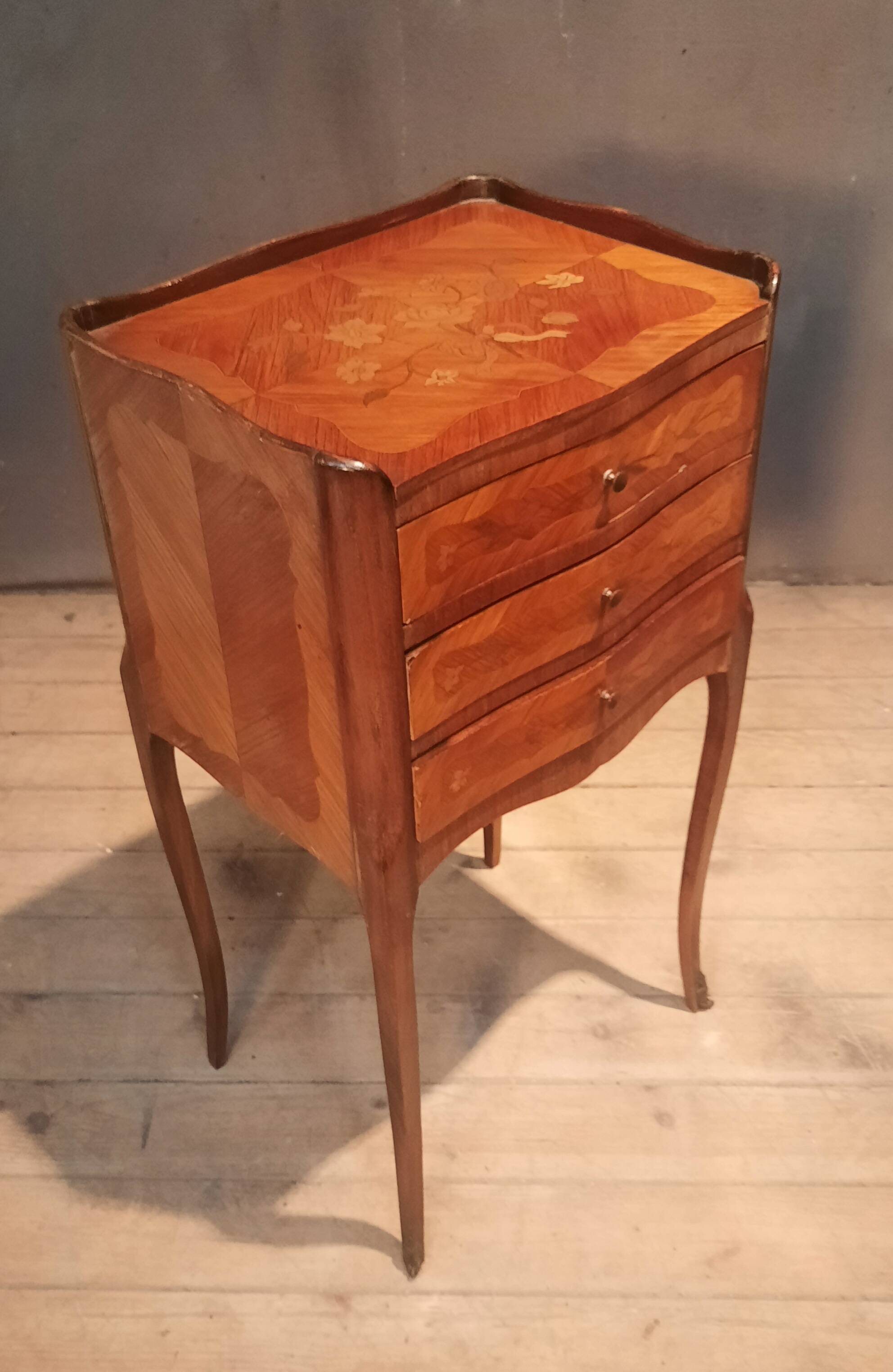 Flower marquetry bedside table in Louis XV style