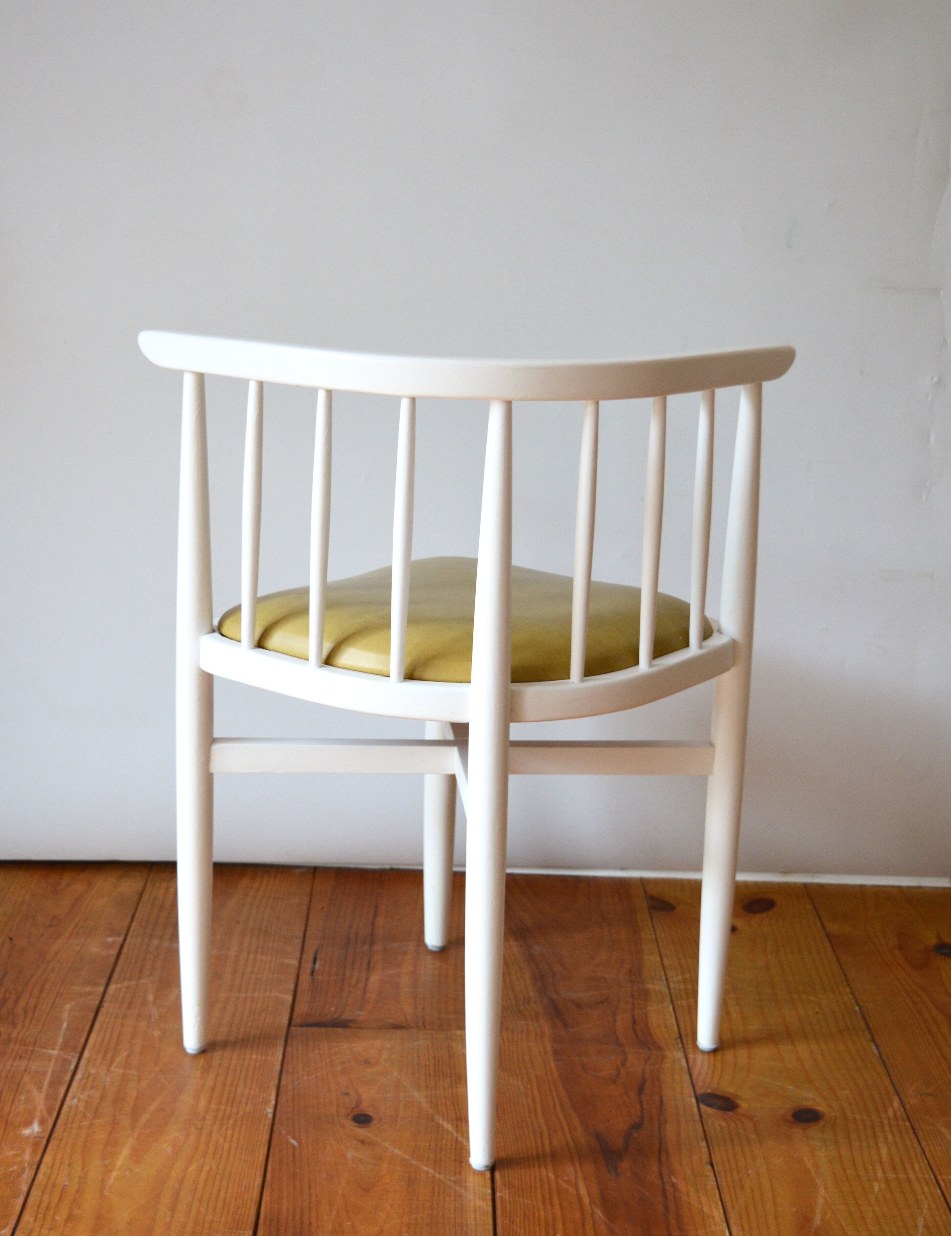 Thonet table and chairs set