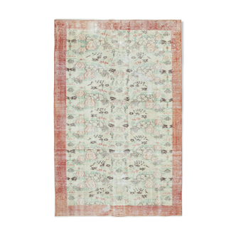 Turkish hand-knotted rustic 1970s beige carpet 178 cm x 276 cm