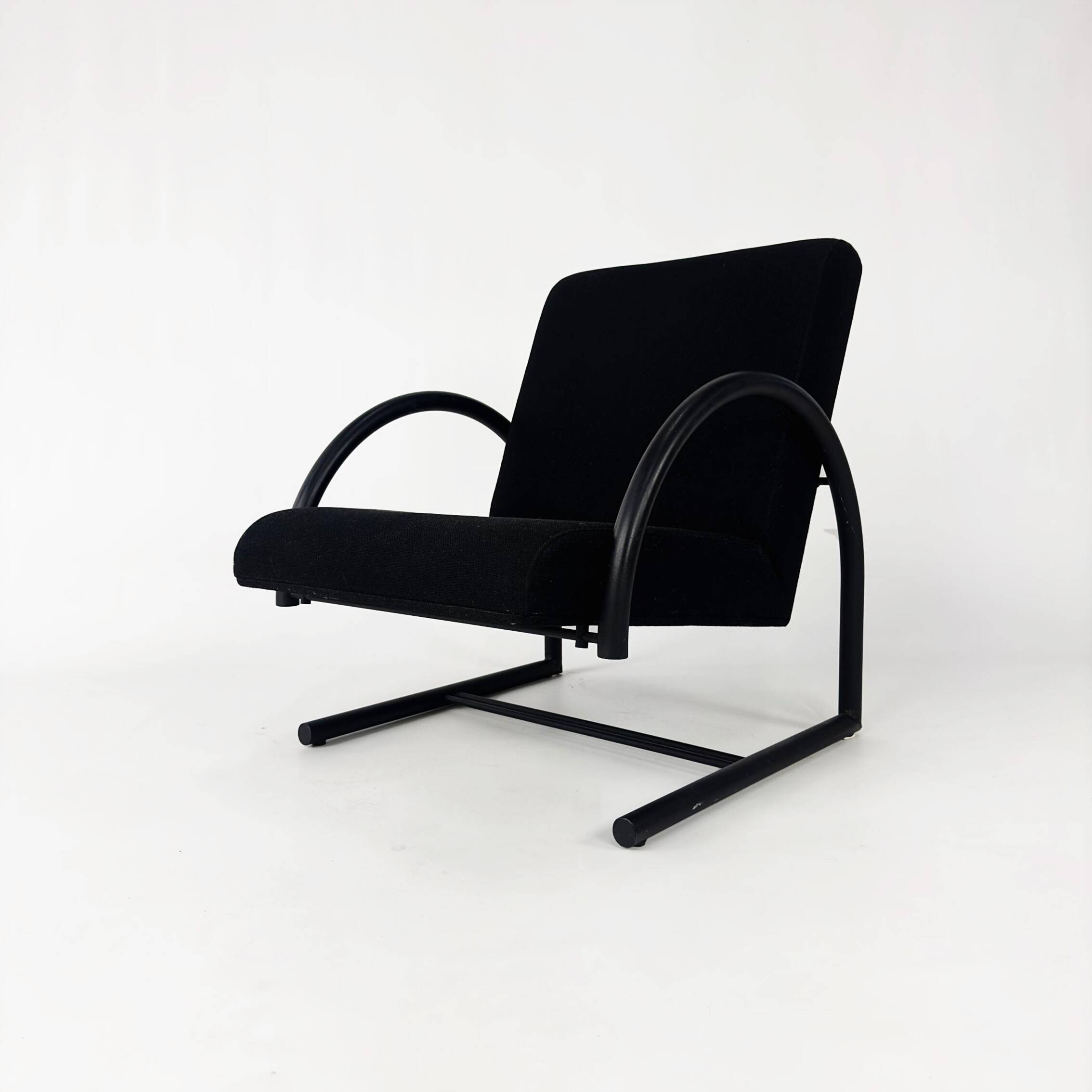 Postmodern Armchair Circle by Pierre Mazairac & Karel Boonzaaijer for Gelderland, Netherlands 1980s