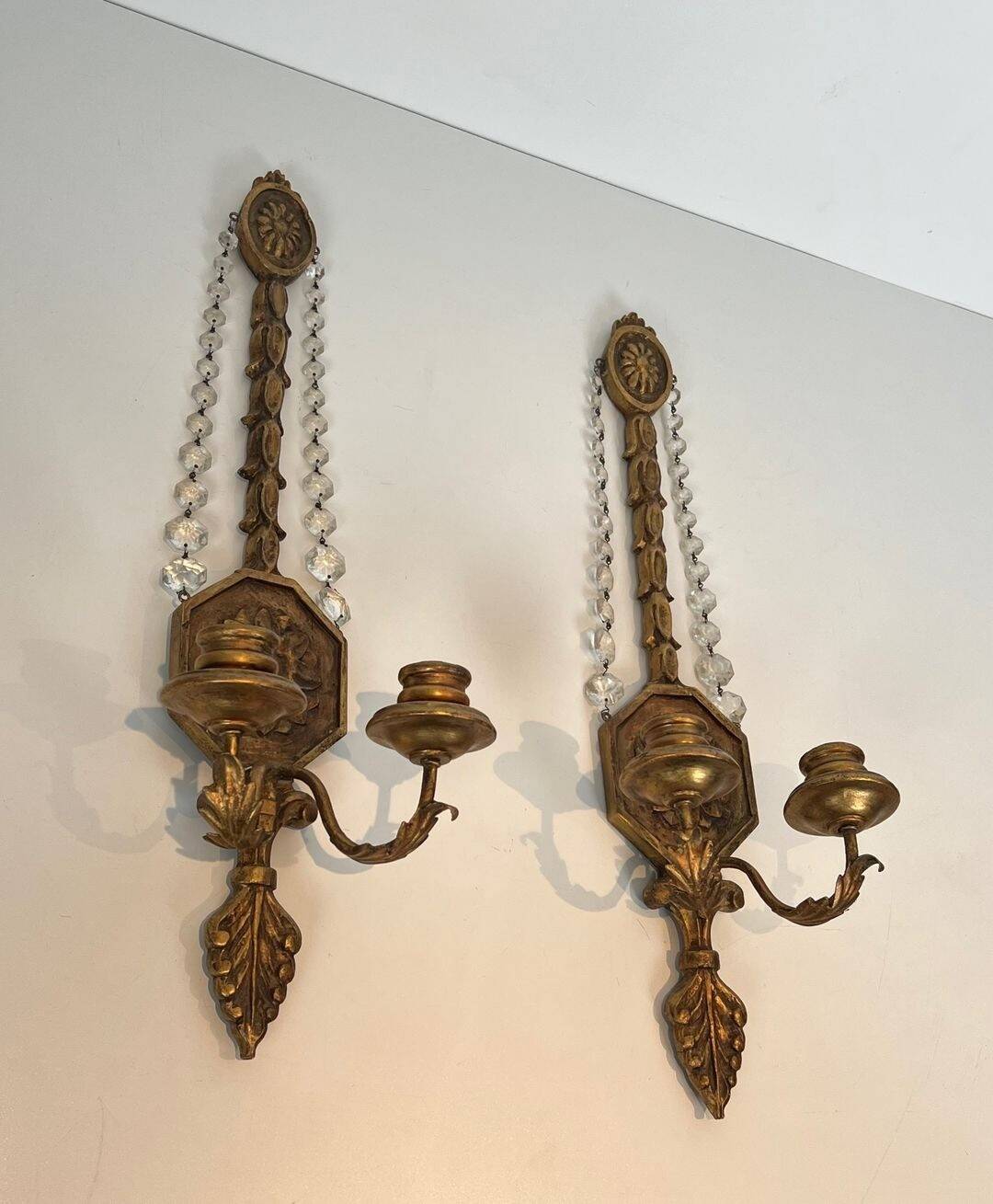 Important Pair of Gilded Carved Wood Wall Lights with Crystal Garlands