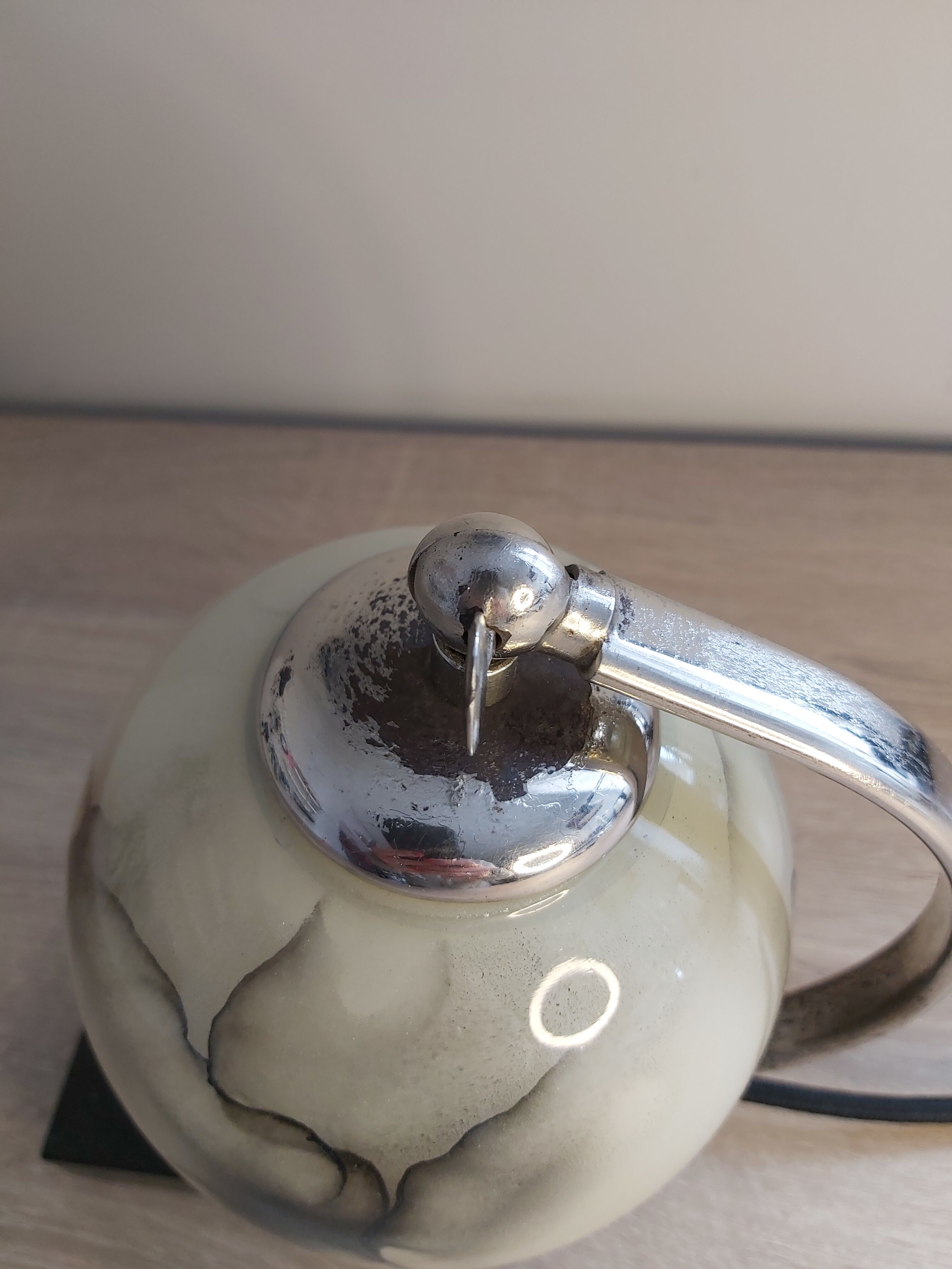 Art deco bedside lamp