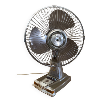 Vintage Mercedez fan