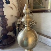 Paire de chenets en laiton