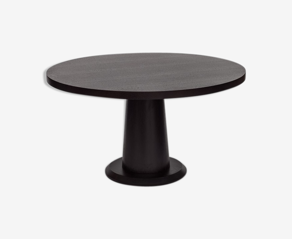 Modern Ligne Roset Round Black Veneer Oak Extendable Dining Table Selency Modern Ligne Roset Round Black Veneer, Black Round Extendable Dining Table And Chairs