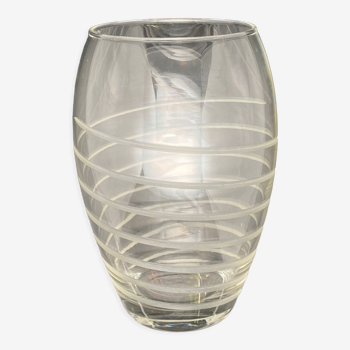 Vase en verre ovale avec spirale ciselée