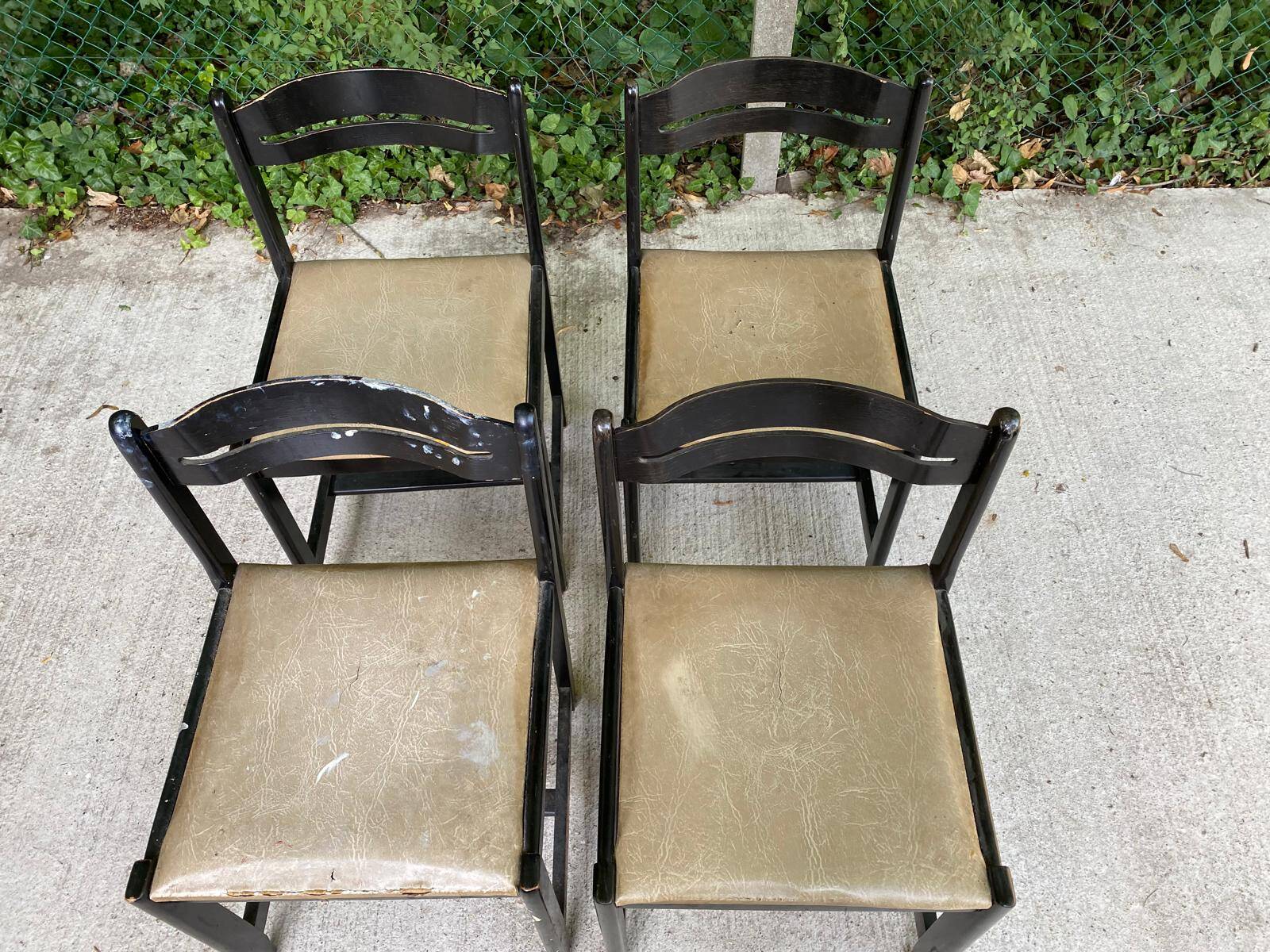 4 black solid wood and beige leather chairs from the 80s