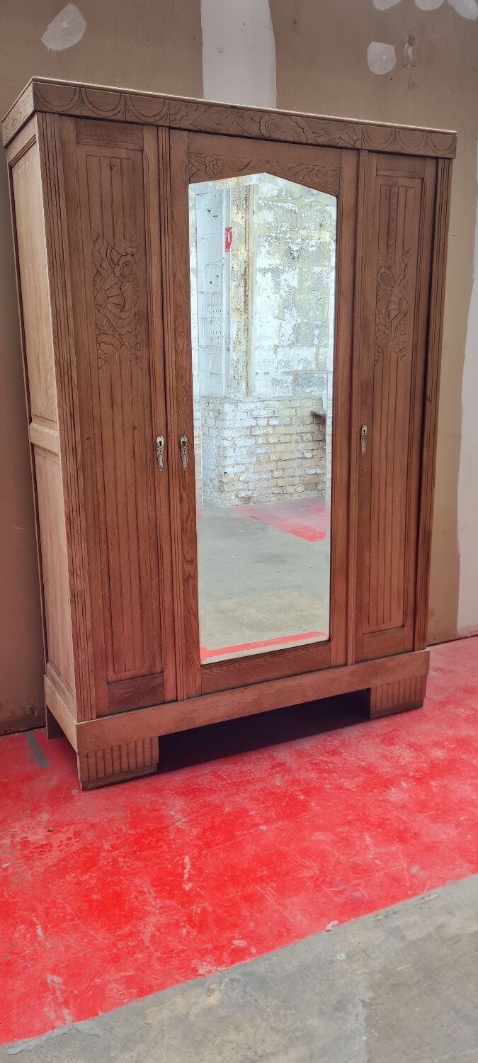Art deco wardrobe in light oak