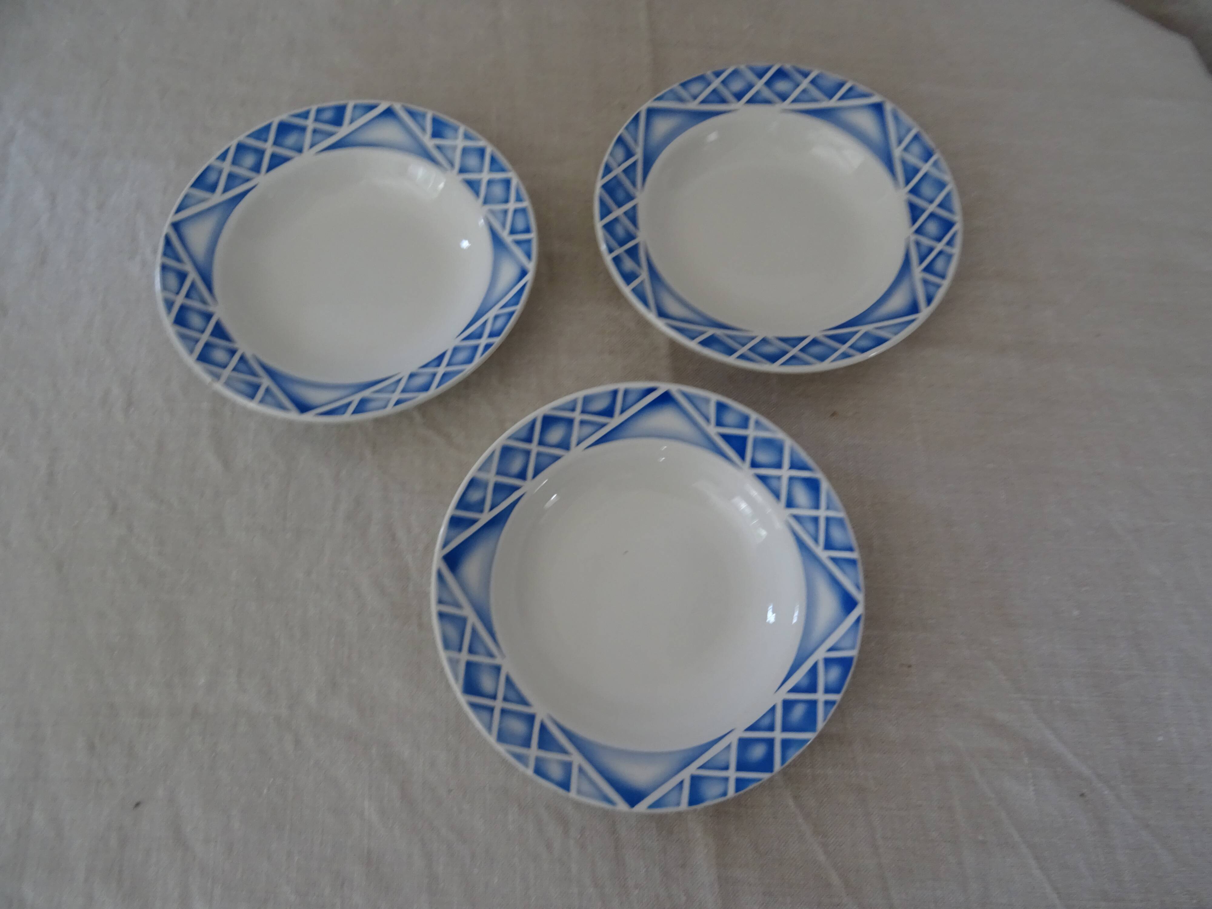 3 Plates faience old Sarreguemines Villeneuve blue décor