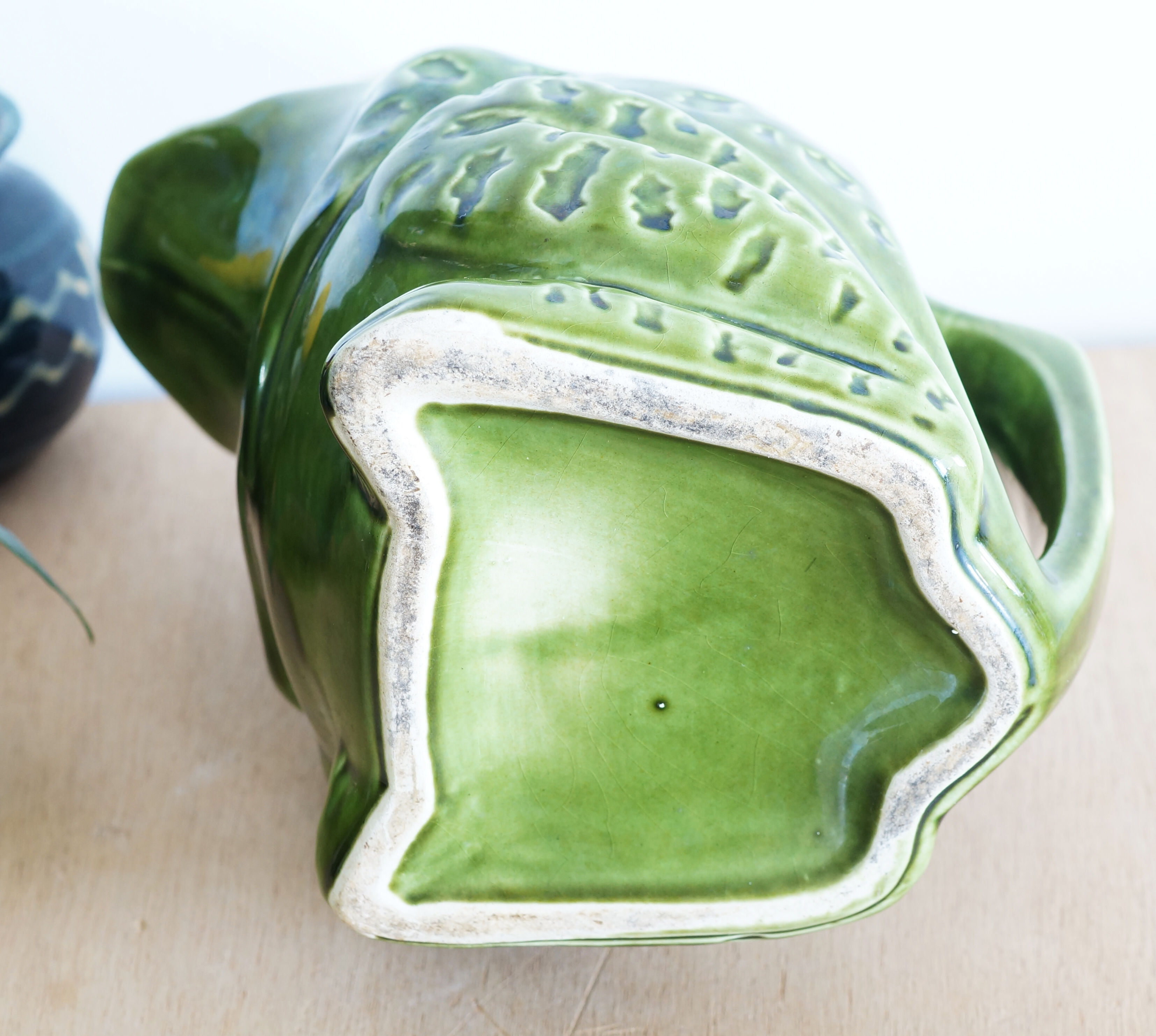 Advertising frog pitcher L'héritier-Guyot