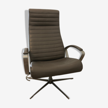 Wing Bo-Concept swivel chair