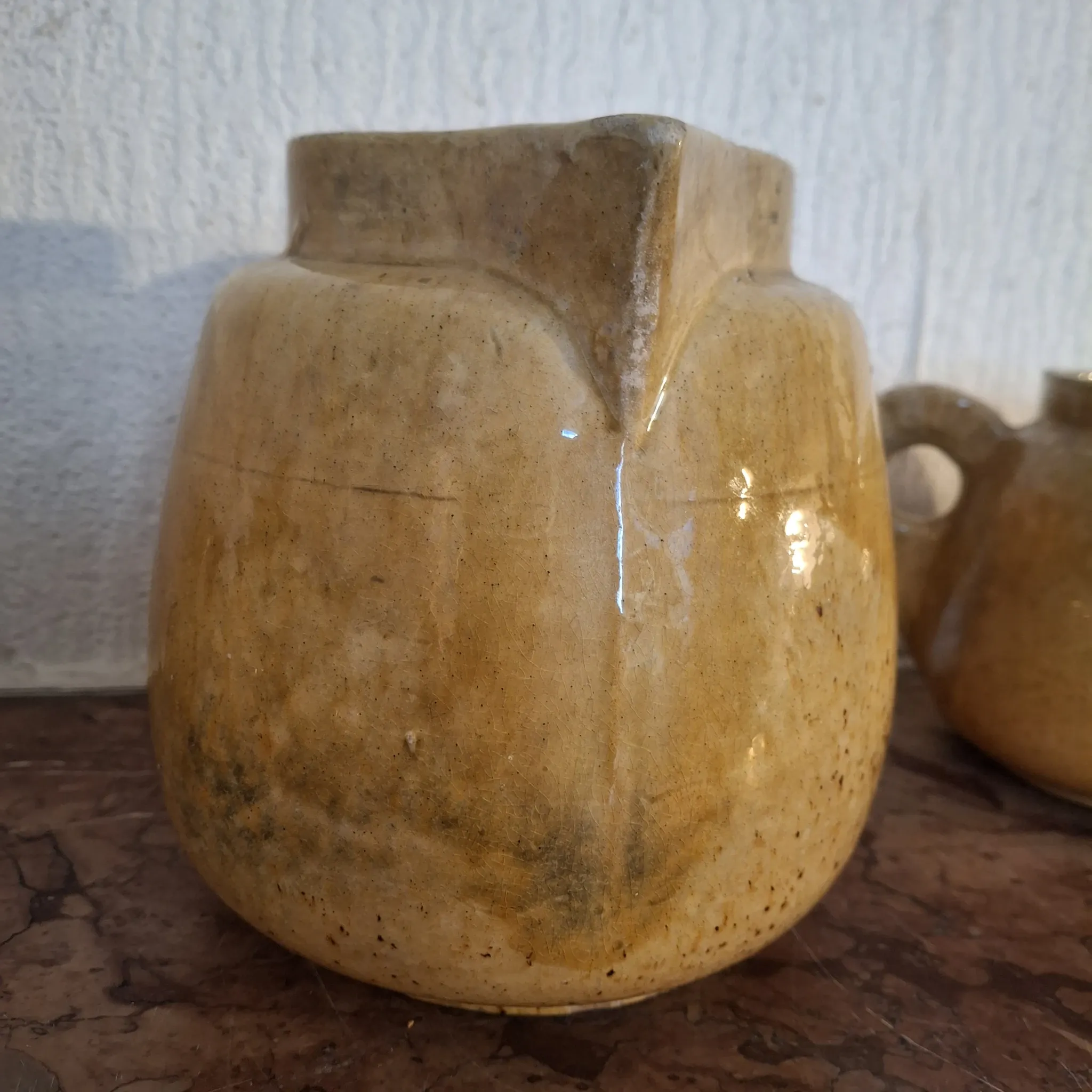 Paire de pichets en terre vernissée Biot, 1950