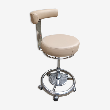 Industrial dentist chair