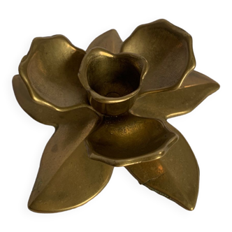 Flower candle holder